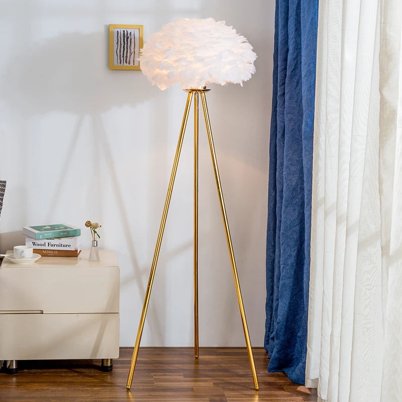 Feather Floor Lamp Living Room Sofa Simple Light Luxury Lamp Nordic Creative Ins Girl Net Red Warm Romantic Bedroom Lamp