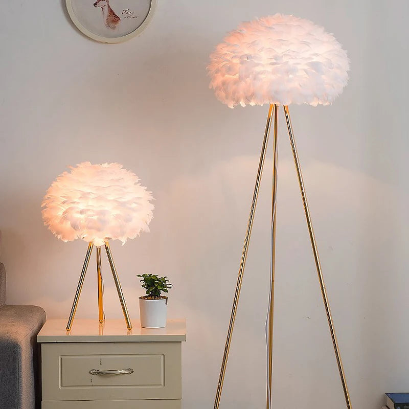 LAMPADAIRE MIZZORO EN PLUME