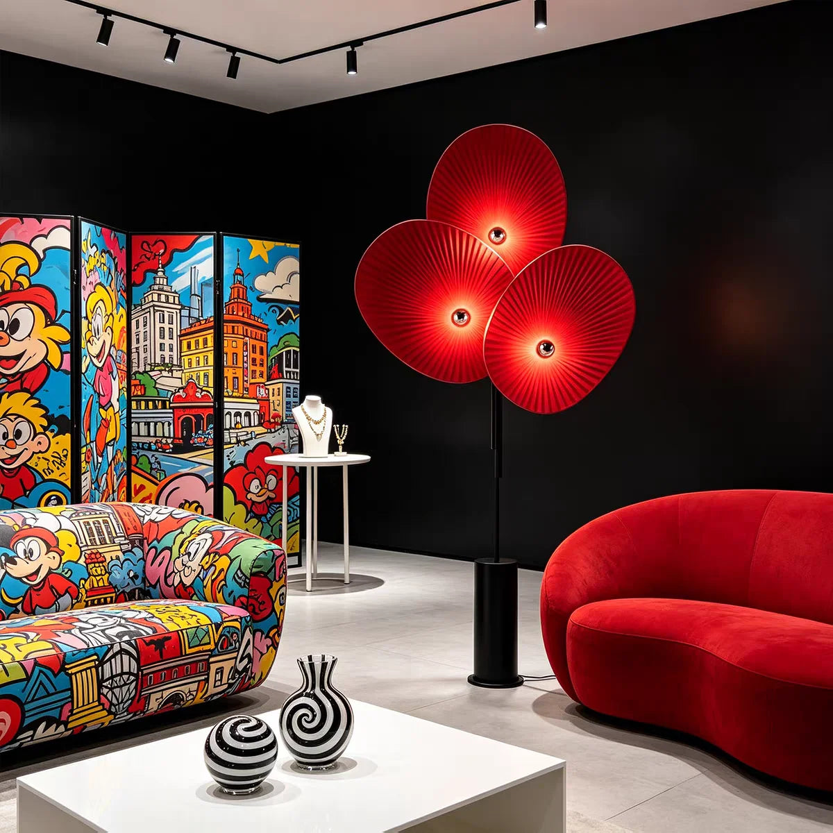 Nordic Style Three-Petal Red Fabric Floor Lamp LED Standing Light for Living Room Bedroom Artistic Decor 2026 New Design